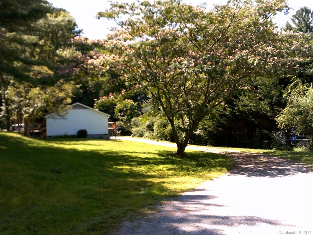 256 Bethany Church Road Fairview, NC 28730 - Photo 6 of 19 Gallery Image 6