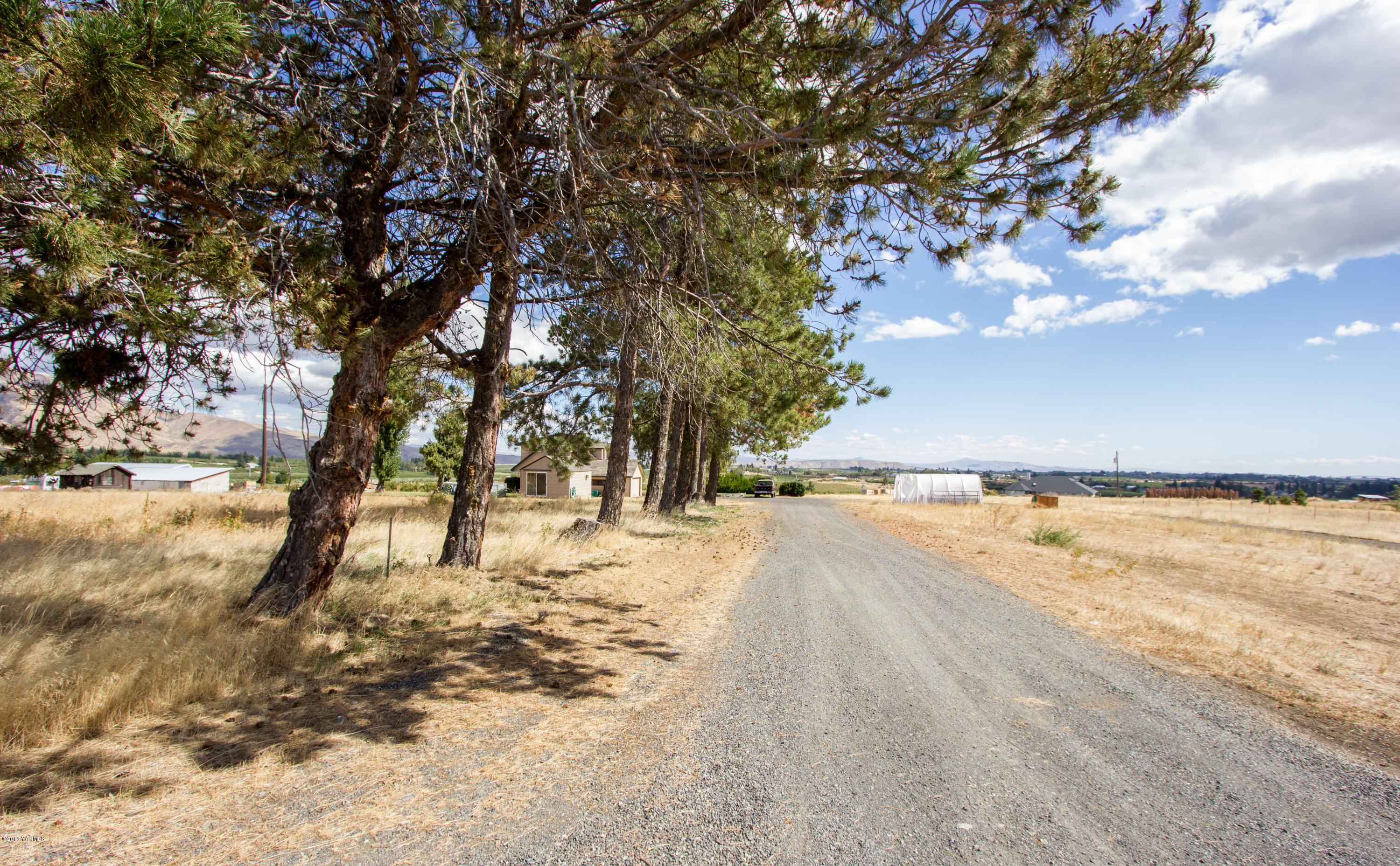 491 Section 1 Road Tieton, WA 98947 - Photo 9 of 23 a view of an ocean beach