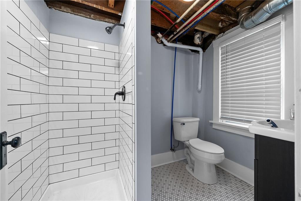 755 South Main Street Washington, PA 15301 - Photo 44 of 44 a bathroom with a toilet and a shower