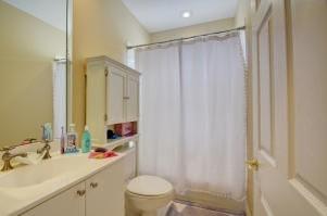 4221 Northwest 66th Lane Boca Raton, FL 33496 - Photo 14 of 20 Bathroom 3 - up