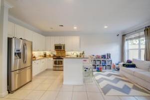 4221 Northwest 66th Lane Boca Raton, FL 33496 - Photo 6 of 20 Family Room & Kitchen