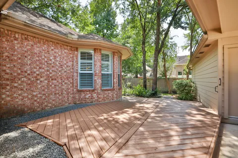 $699,000 | 26 Dove Trace Circle, The Woodlands, TX 77382