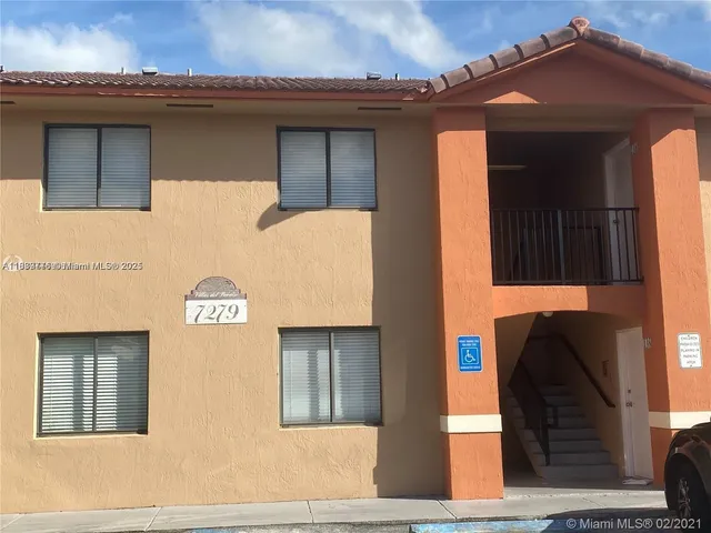 $1,900 | 7279 West 24th Avenue, Unit 243, Hialeah Gardens, FL 33016