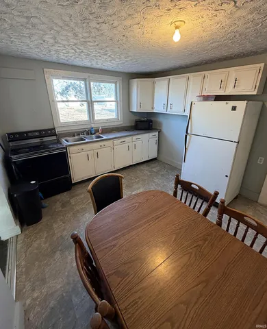 $79,500 | 1023 Durbin Street, Bicknell, IN 47512