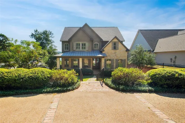 a front view of house with yard