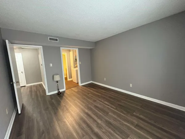 $1,195 | 6765 Quail Hollow Court, Unit 2, Memphis, TN 38120