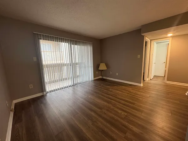 $1,195 | 6765 Quail Hollow Court, Unit 2, Memphis, TN 38120