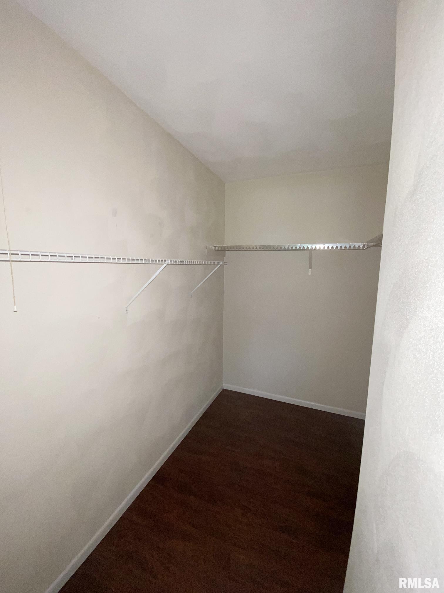 114 West Thomas Street, Unit 6 Wyoming, IL 61491 - Photo 17 of 23