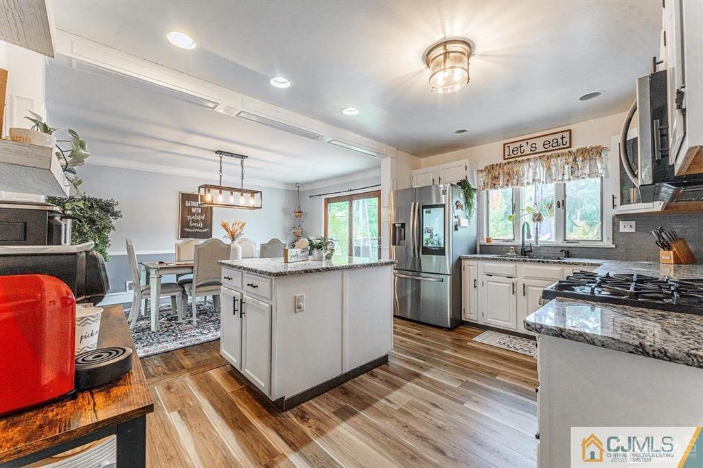 5 Farm Tree Road Manalapan, NJ 07726 - Photo 11 of 30 Gallery Image 11