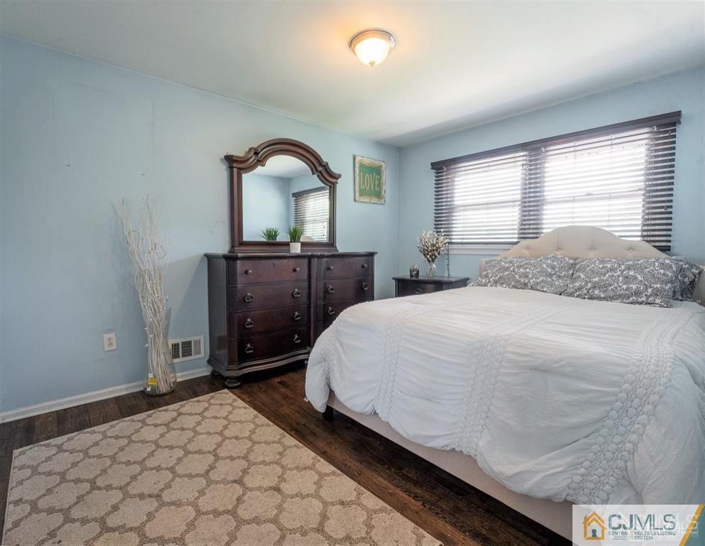 5 Farm Tree Road Manalapan, NJ 07726 - Photo 17 of 30 Gallery Image 17