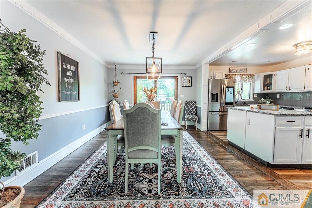 5 Farm Tree Road Manalapan, NJ 07726 - Photo 6 of 30 Gallery Image 6