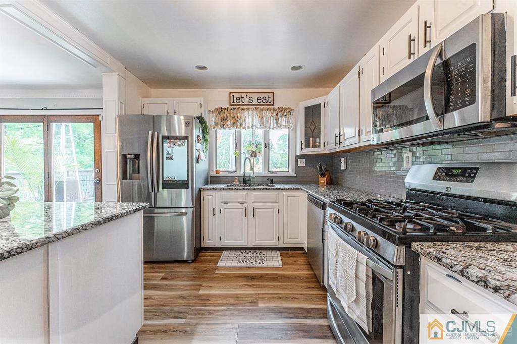 5 Farm Tree Road Manalapan, NJ 07726 - Photo 10 of 30 Gallery Image 10