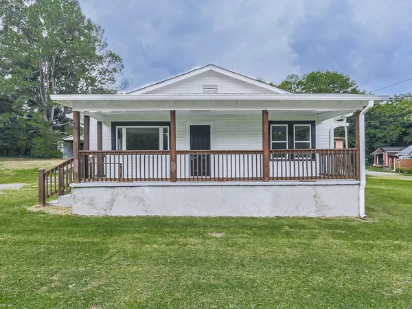 $239,900 | 661 Atlanta Highway, Rockmart, GA 30153