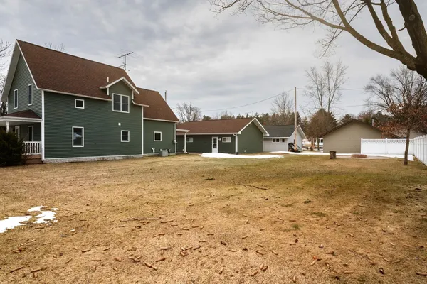$399,000 | 215 East Alfred Street, Weyauwega, WI 54983