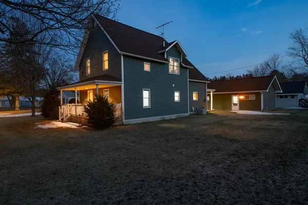 $399,000 | 215 East Alfred Street, Weyauwega, WI 54983