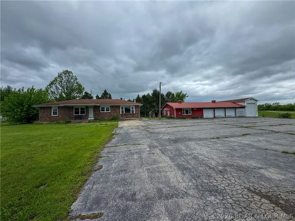 $199,000 | 24918 State Rte 52, Cole Camp, MO 65325