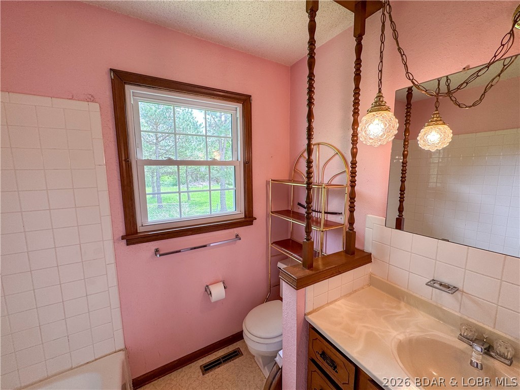24918 State Rte 52 Cole Camp, MO 65325 - Photo 27 of 58