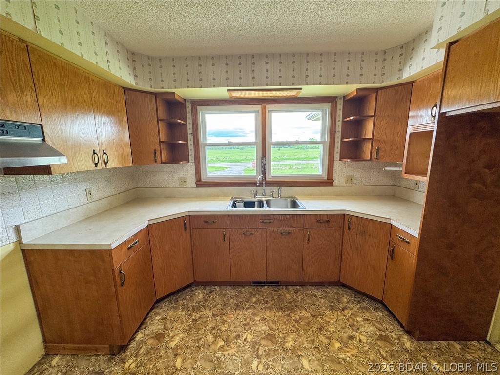 24918 State Rte 52 Cole Camp, MO 65325 - Photo 3 of 58