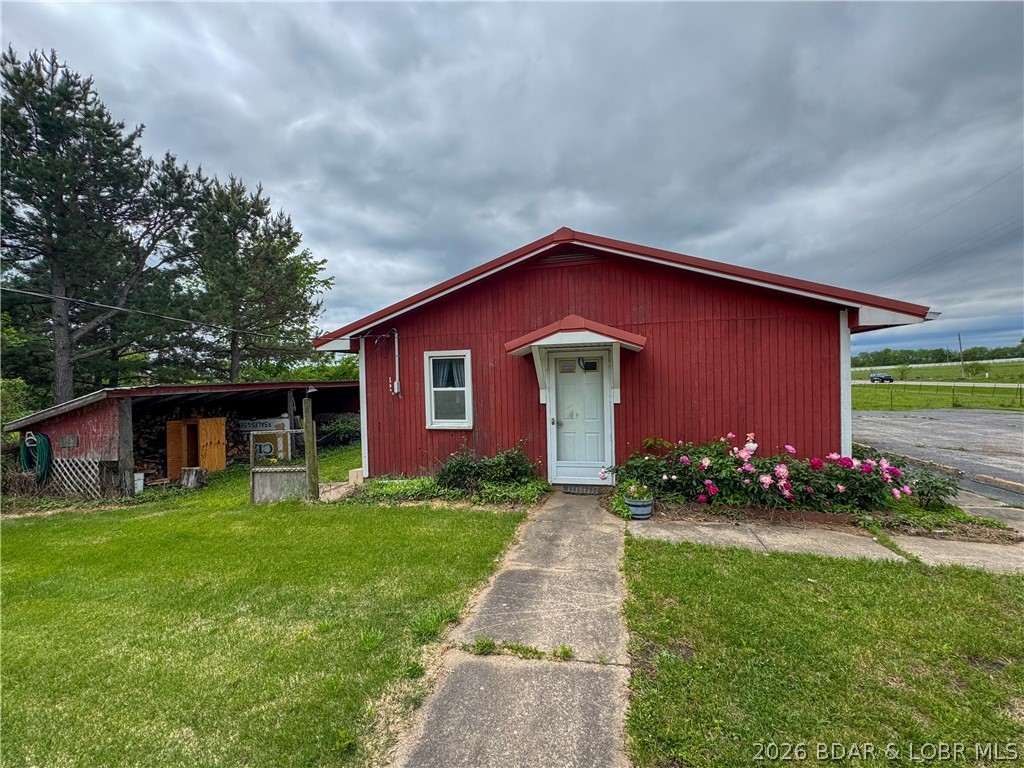 24918 State Rte 52 Cole Camp, MO 65325 - Photo 5 of 58