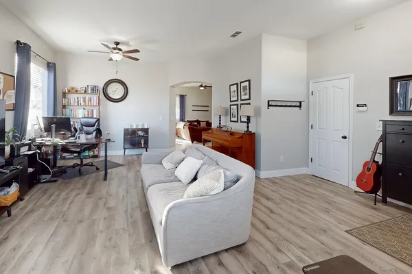 $499,000 | 606 Nightingale Way, Wheatland, CA 95692