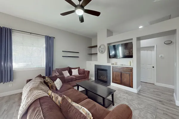 $499,000 | 606 Nightingale Way, Wheatland, CA 95692