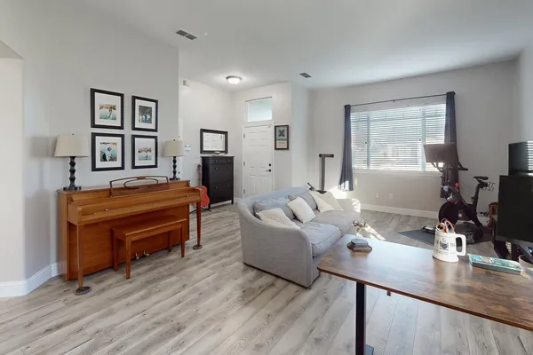 $499,000 | 606 Nightingale Way, Wheatland, CA 95692