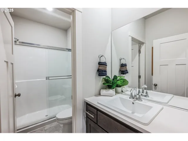 $555,900 | 958 Legacy Street, Eugene, OR 97402