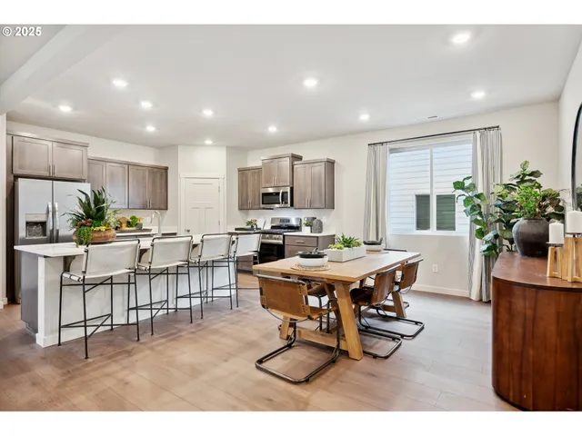 $555,900 | 958 Legacy Street, Eugene, OR 97402