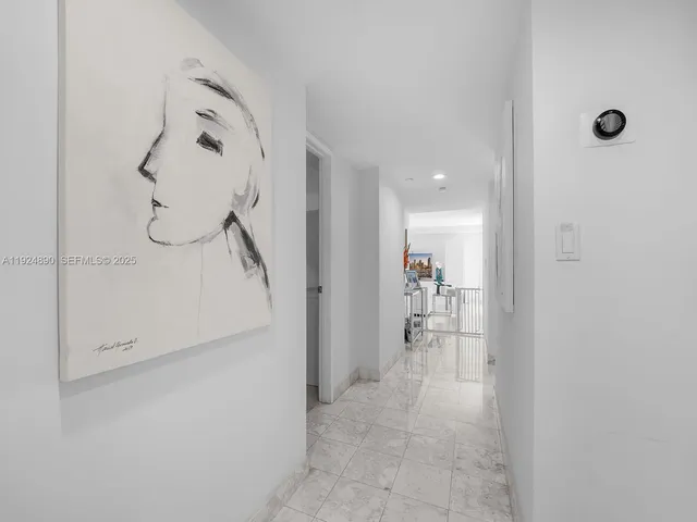 a very nice looking space with white walls