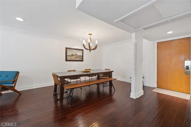 $5,990 | 9330 102/201 Clifton Beverly Hills, Beverly Hills, CA 90210