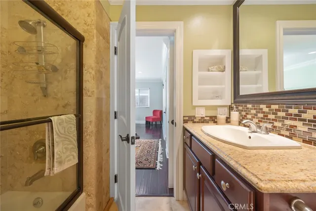 $5,990 | 9330 102/201 Clifton Beverly Hills, Beverly Hills, CA 90210