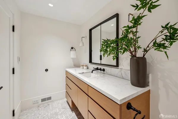 $3,995,000 | 39-41 Dolores Terrace, San Francisco, CA 94110