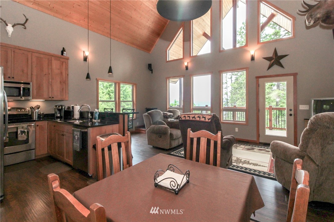 180 Skull Springs Road Cle Elum, WA 98922 - Photo 2 of 25 Gallery Image 2