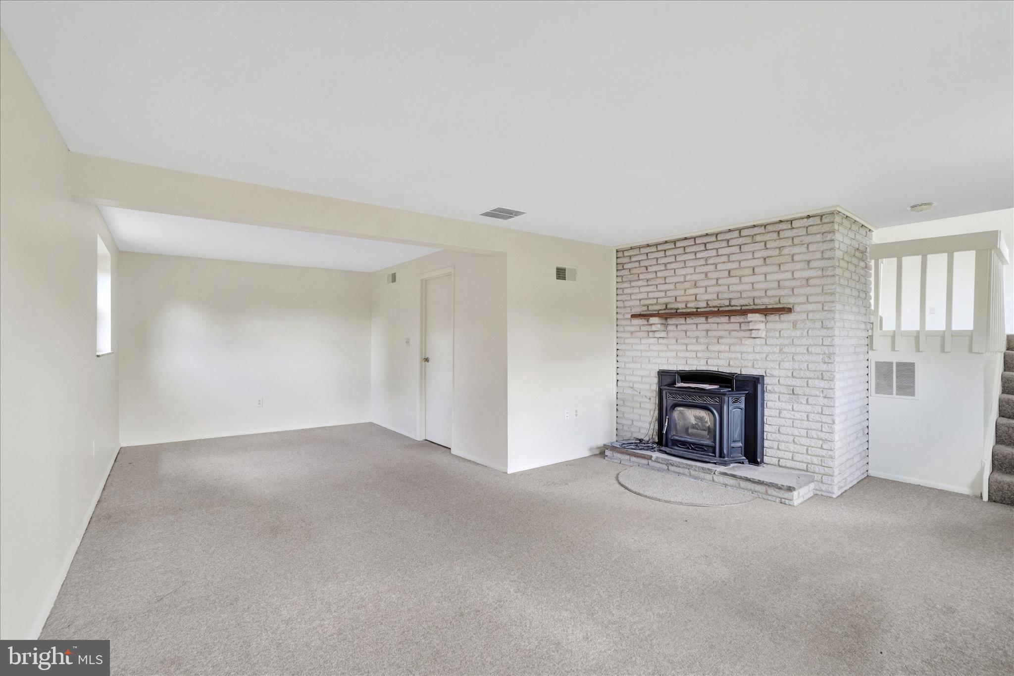 112 Nicholas Road Lancaster, PA 17603 - Photo 17 of 32