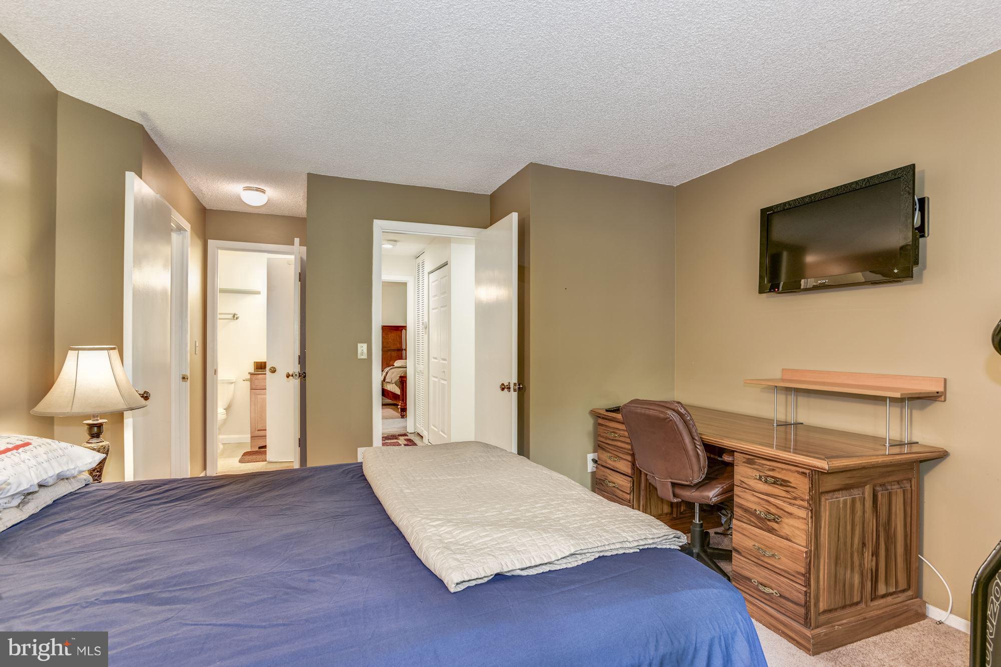 11701 Summerchase Circle, Unit 1701A Reston, VA 20194 - Photo 19 of 26 Bedroom (Master) 2