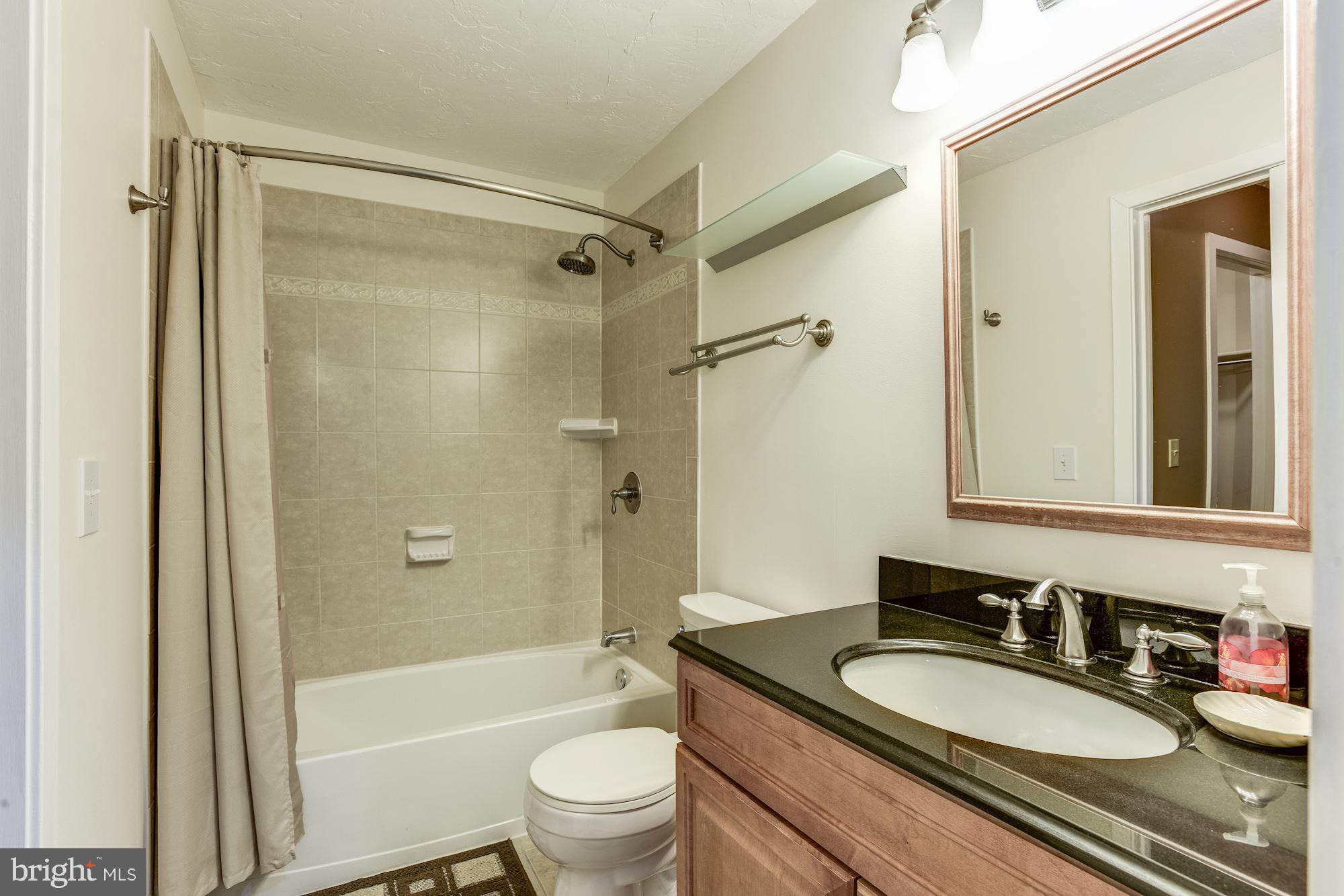 11701 Summerchase Circle, Unit 1701A Reston, VA 20194 - Photo 22 of 26 Bath