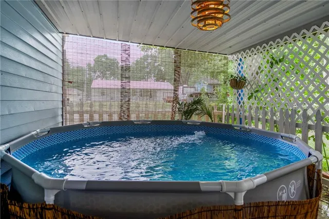 $345,000 | 5521 North Wayne Avenue, Kansas City, MO 64118