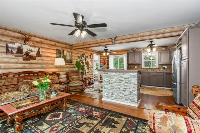 $345,000 | 5521 North Wayne Avenue, Kansas City, MO 64118