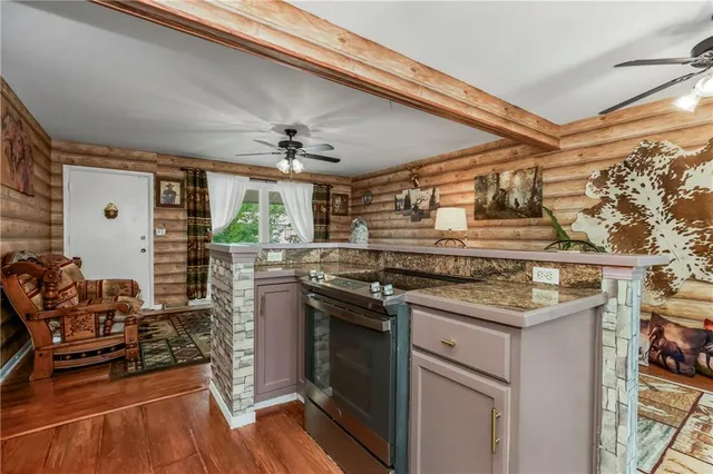 $299,950 | 5521 North Wayne Avenue, Kansas City, MO 64118