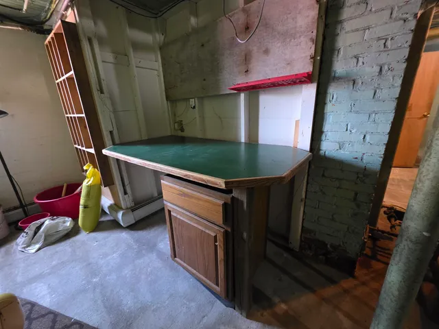 $250,000 | 98 Merchant Street, Barre, VT 05641