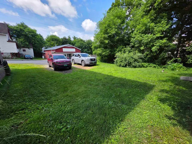 $250,000 | 98 Merchant Street, Barre, VT 05641