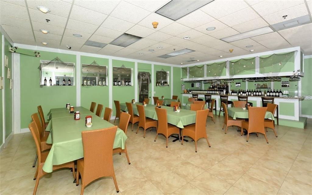 655 Cedars Court, Unit 655 Longboat Key, FL 34228 - Photo 14 of 22