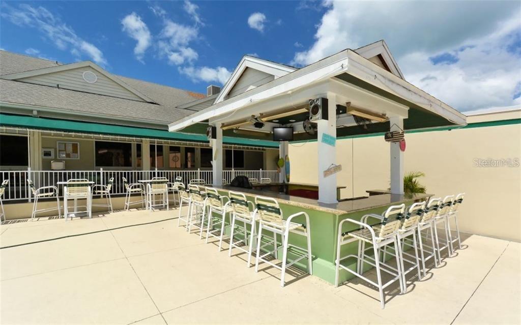 655 Cedars Court, Unit 655 Longboat Key, FL 34228 - Photo 15 of 22