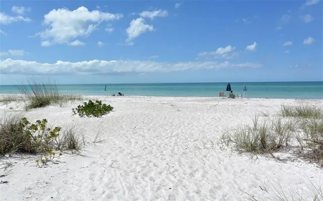 $7,000 | 655 Cedars Court, Unit 655, Longboat Key, FL 34228