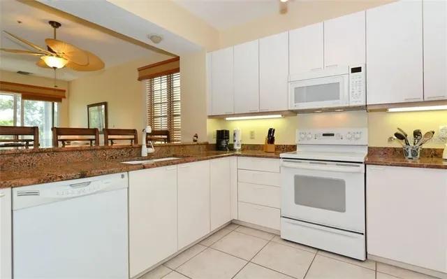 $7,000 | 655 Cedars Court, Unit 655, Longboat Key, FL 34228