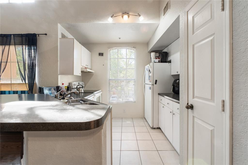 6416 Raleigh Street, Unit 2615 Orlando, FL 32835 - Photo 5 of 12