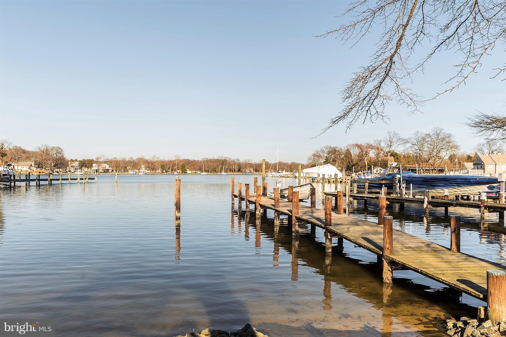 1958 Poplar Ridge Road Pasadena, MD 21122 - Photo 4 of 30 Private 80' pier with slip-no flood ins required