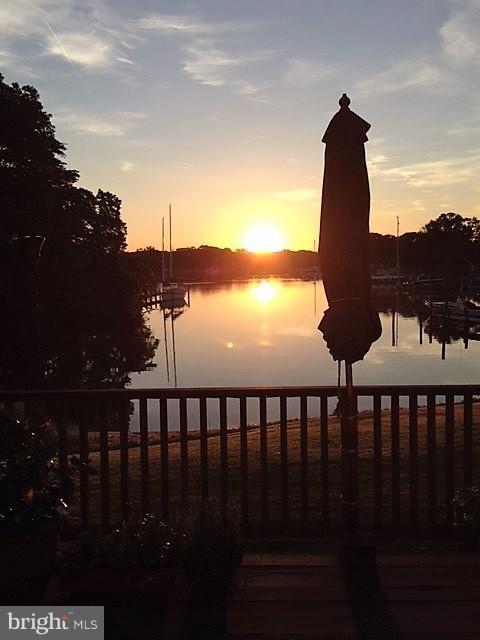 1958 Poplar Ridge Road Pasadena, MD 21122 - Photo 7 of 30 Relax with morning coffee and glorious sunrise
