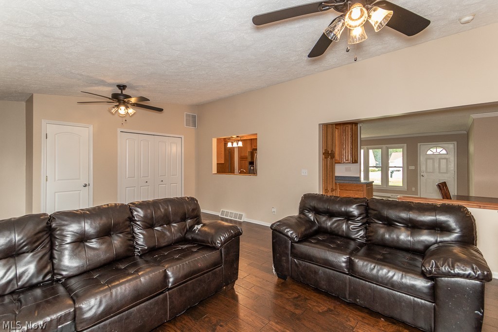 7622 Johnnycake Ridge Road Mentor, OH 44060 - Photo 15 of 32 Gallery Image 15