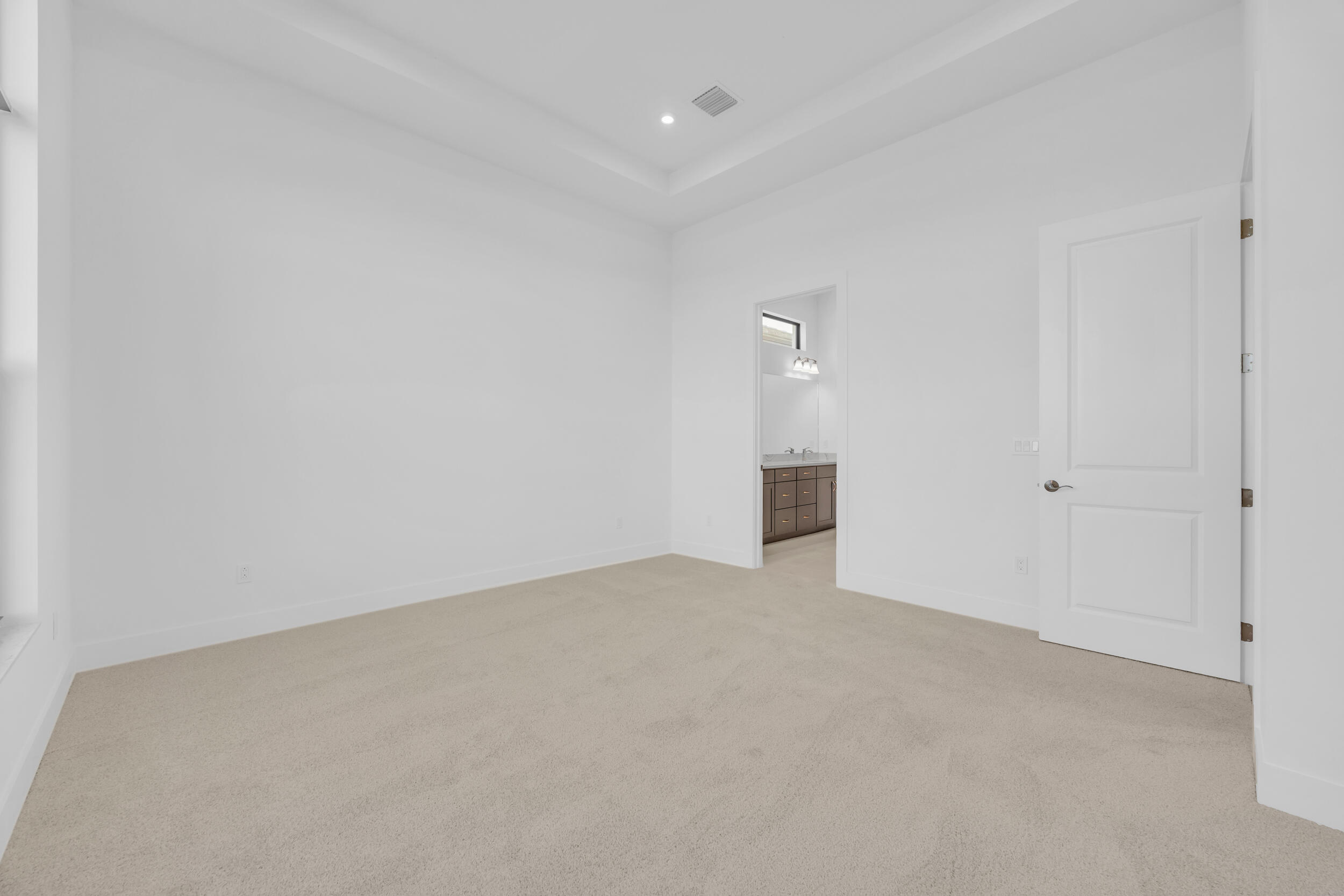 7155 Southeast Amalfi Lane Stuart, FL 34997 - Photo 16 of 41 Primary